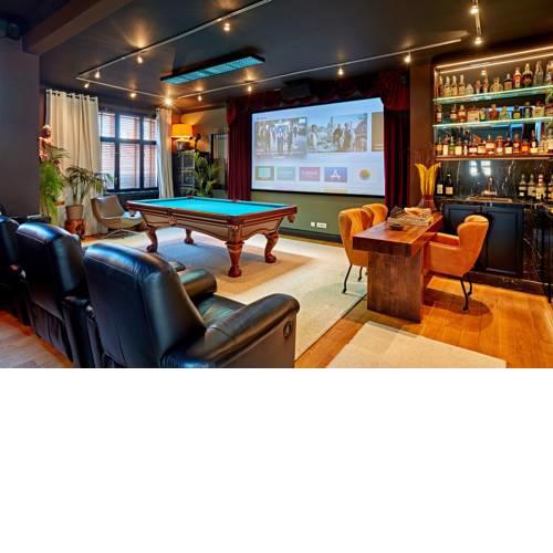 THE MOST EXCLUSIVE PENTHOUSE in Prague 600m2 with Jacuzzi/Sauna by easyBNB