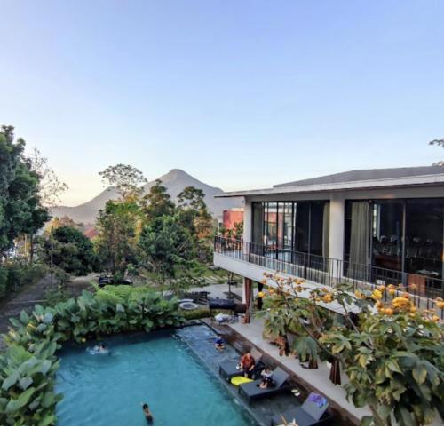 The Mumbul Villa and Hotel