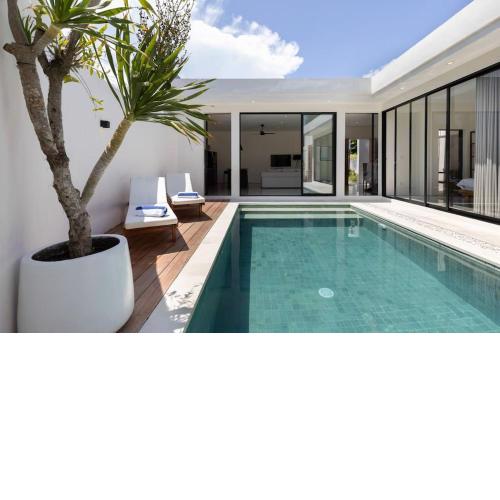 The R Villa Kaba - incl. Motorbikes