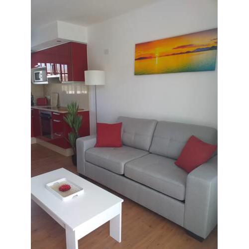 The Sunny Hut - Apartment duplex - Las Marinas - Piscina - Wifi - AC