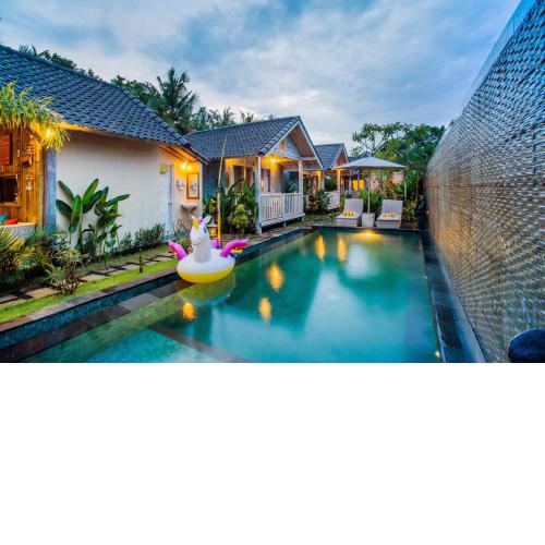 The Syron Huts Lembongan