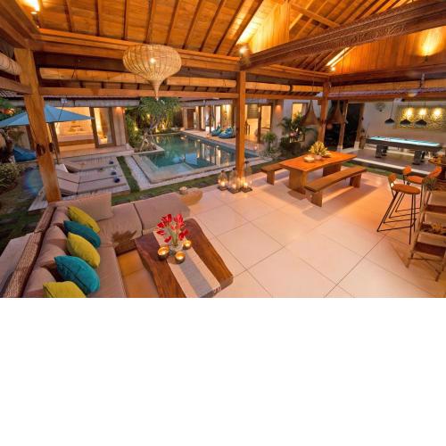 The Tamantis Villa