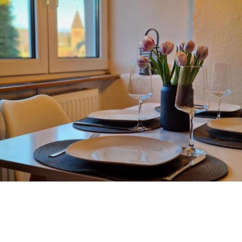 Theox Apartment No 5 Leaf Green für 4 Personen mit Balkon