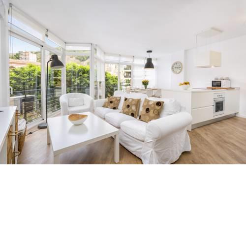 Three-bedroom apartment Cervantes