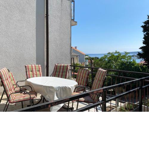Three-Bedroom Apartment close to Portapizana Beach