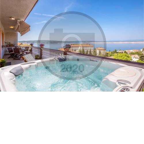Three-Bedroom Apartment in Crikvenica