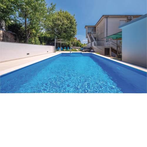 Three-Bedroom Apartment in Kostrena