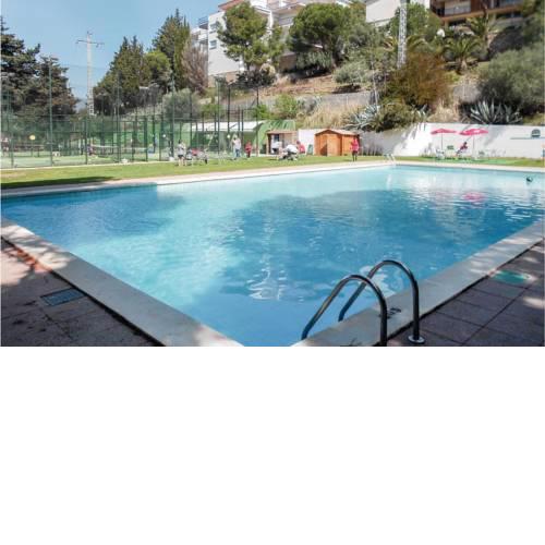 Three-Bedroom Apartment in Llanca