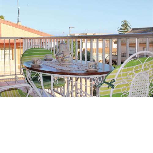 Three-Bedroom Apartment in Los Alcazares