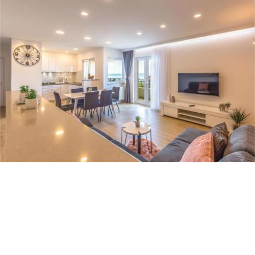 Three-Bedroom Apartment in Makarska