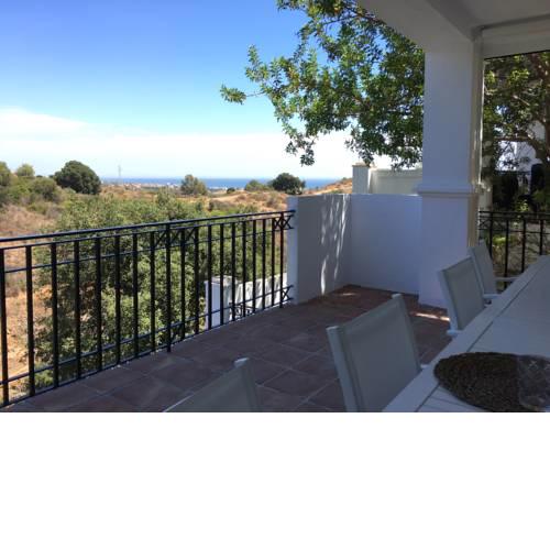 Three bedroom appartement with sea view