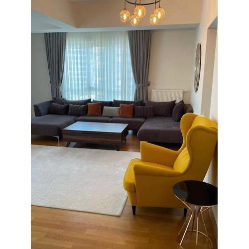 three bedroom flat in begonya
