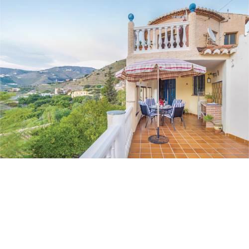 Three-Bedroom Holiday Home in Almunecar