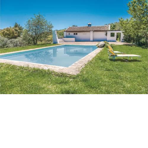 Three-Bedroom Holiday Home in Constantina