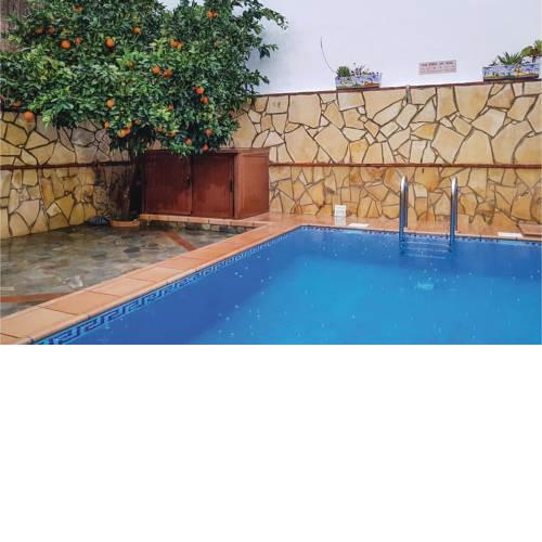 Three-Bedroom Holiday Home in El Bosque