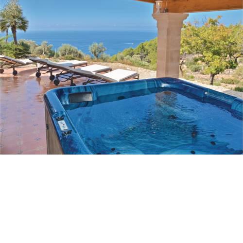 Three-Bedroom Holiday Home in Estellencs