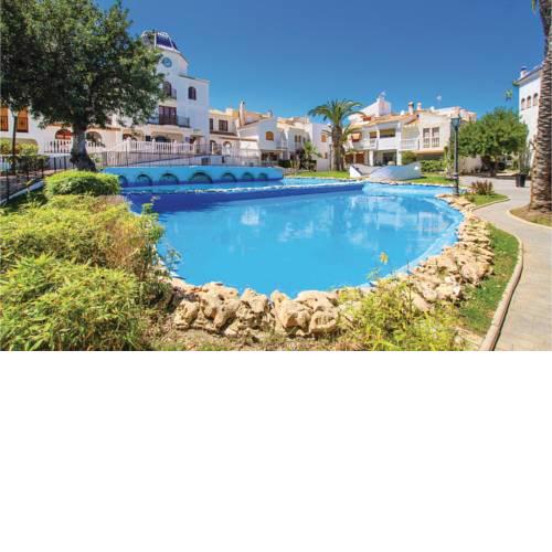 Three-Bedroom Holiday Home in Gran Alcant-Santa Pola