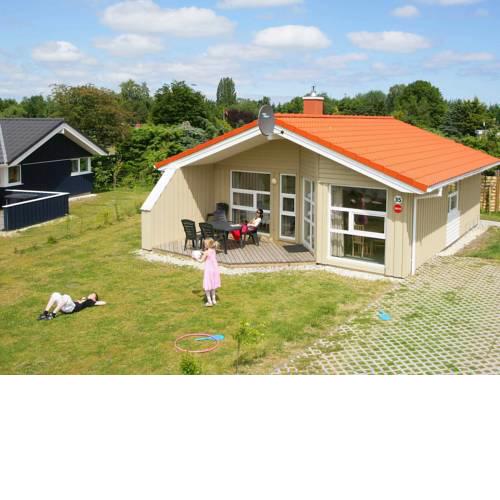 Three-Bedroom Holiday home in Grömitz 10