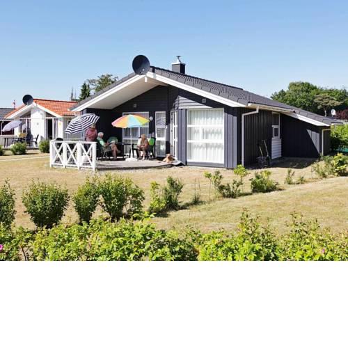 Three-Bedroom Holiday home in Grömitz 12