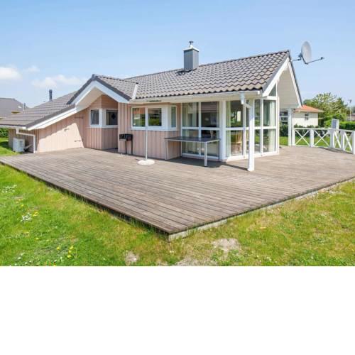 Three-Bedroom Holiday home in Grömitz 5
