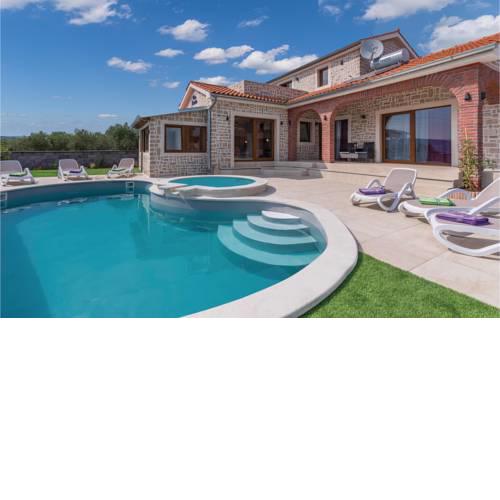 Three-Bedroom Holiday Home in Krk