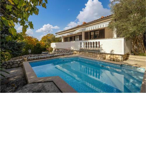 Three-Bedroom Holiday Home in Krk