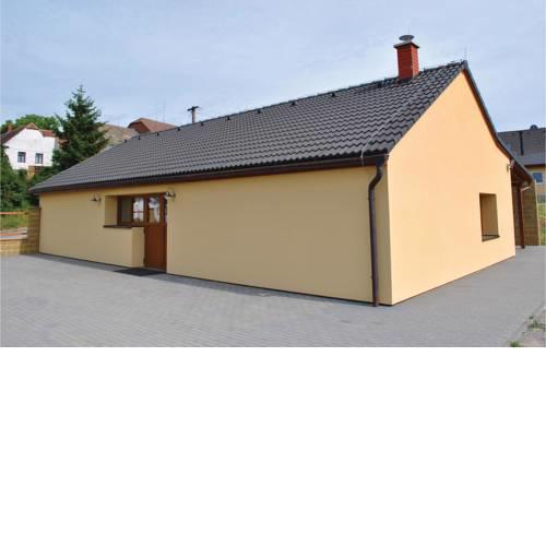 Three-Bedroom Holiday Home in Lesonice