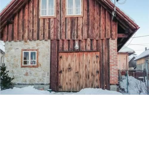 Three-Bedroom Holiday Home in Lucky