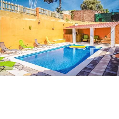 Three-Bedroom Holiday Home in Macanet de la Selva