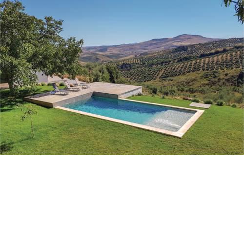 Three-Bedroom Holiday Home in Montecorto
