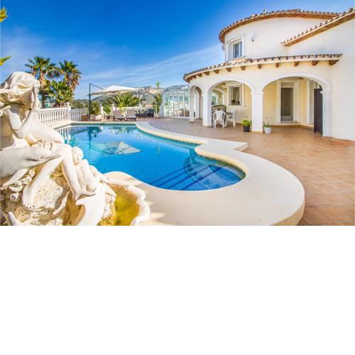 Three-Bedroom Holiday Home in Muntanya de la Sella