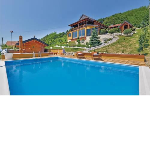 Three-Bedroom Holiday Home in Novi Marof