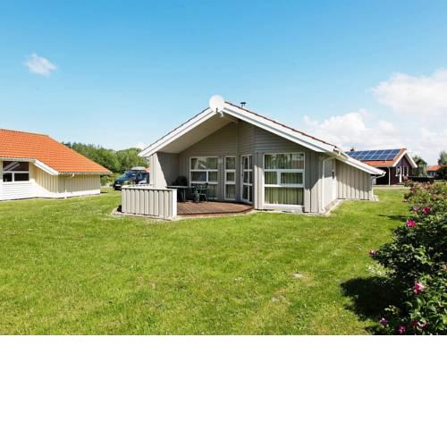 Three-Bedroom Holiday home in Otterndorf 3