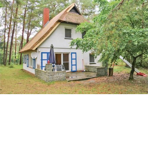 Three-Bedroom Holiday Home in Prerow