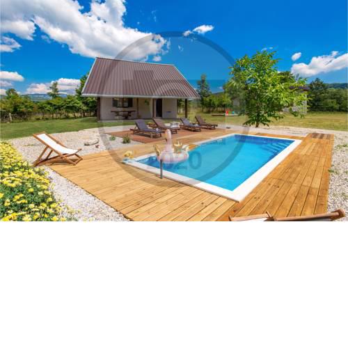 Three-Bedroom Holiday Home in Rudopolje Bruvanjsko
