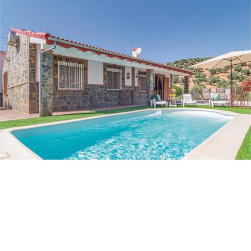 Three-Bedroom Holiday Home in Rute