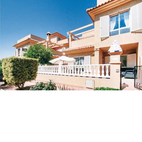 Three-Bedroom Holiday Home in Santa Pola