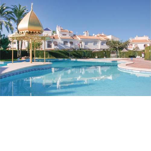 Three-Bedroom Holiday Home in Santa Pola
