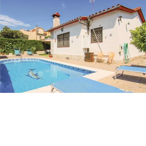 Three-Bedroom Holiday Home in Tordera