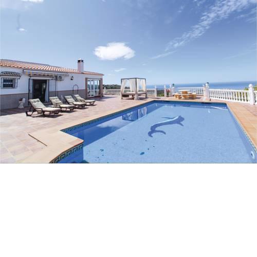 Three-Bedroom Holiday Home in Torrox