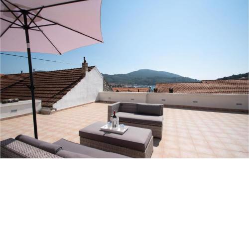 Three-Bedroom Holiday Home in Vela Luka