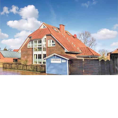 Three-Bedroom Holiday Home in Wurster Nordseekuste
