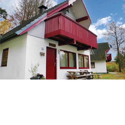 Three-Bedroom Holiday home Kirchheim with a Fireplace 05