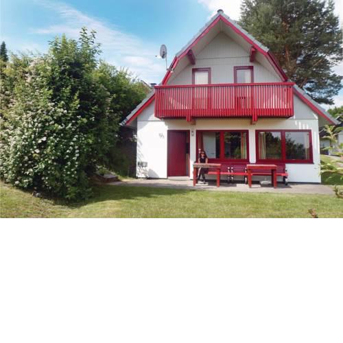 Three-Bedroom Holiday home Kirchheim with a Fireplace 09