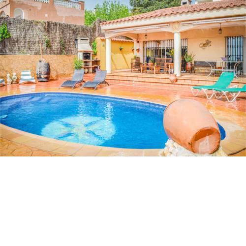 Three-Bedroom Holiday home Lloret de Mar 0 04