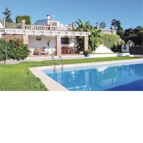 Three-Bedroom Holiday home St. Cebria de Vallalta with Mountain View 02