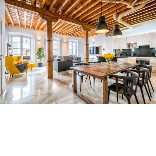 Three-bedroom loft Holly
