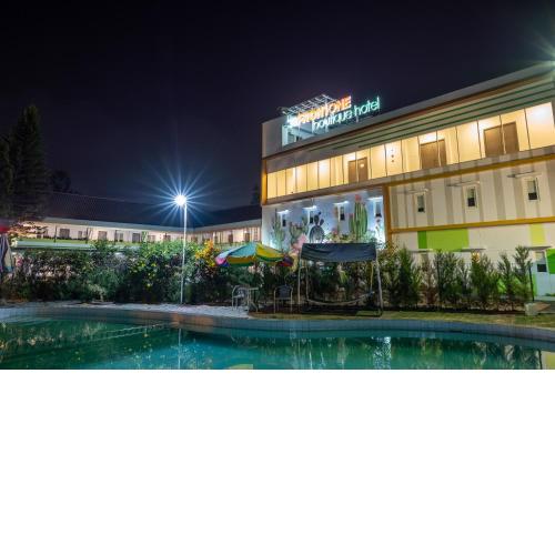 Three Eight Front One Boutique Batu Malang