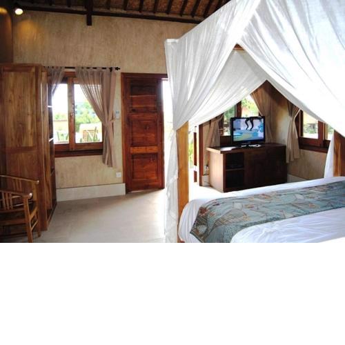 Three Monkeys Villas