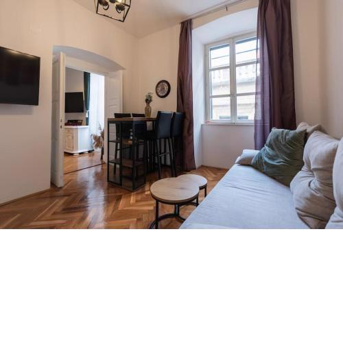Throne of Dubrovnik Apartment 1